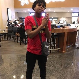 Meet your Posher, Francis